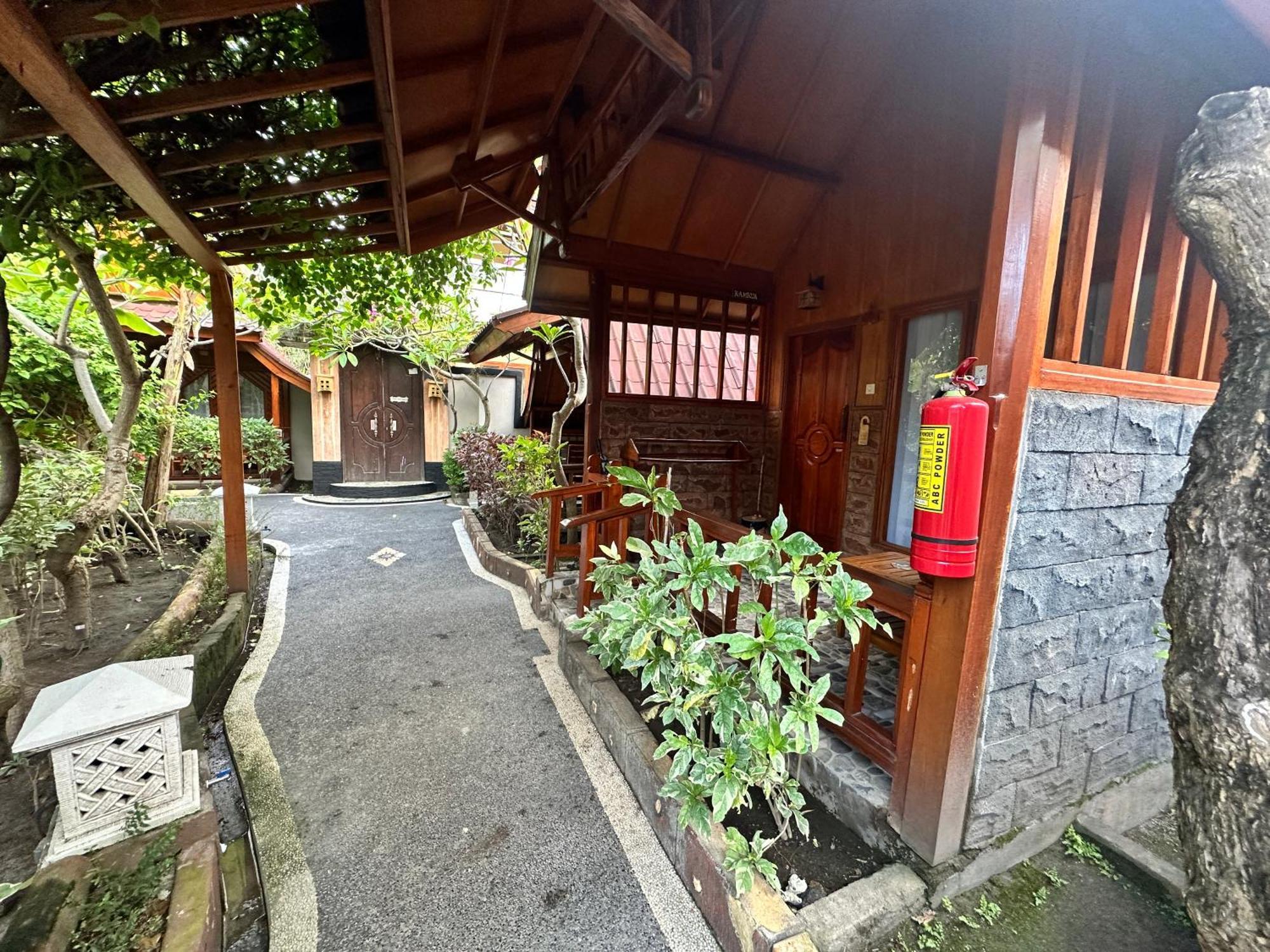 Sunny Rose Bungalows Gili Air - Adults Only Eksteriør bilde